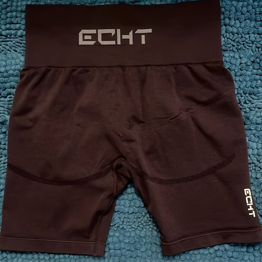 ECHT Plum shorts